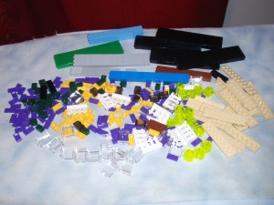 Contents of the Pick-a-Brick Cup
